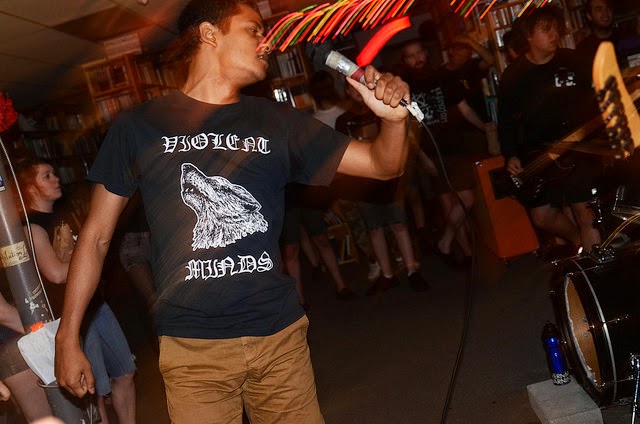 6/5/2014 - Barge, Public Suicide, Prosthesis @ Nice Price Books
