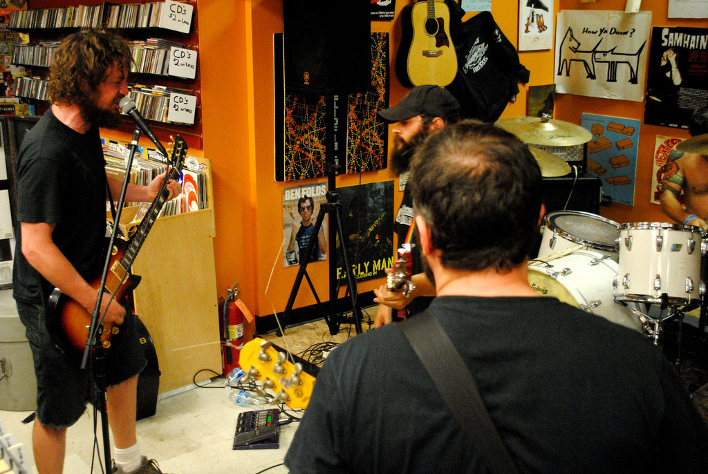 9/8/2010 - Ocean @ Schoolkids Records