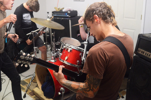 9/7/2013 - Coke Bust, Abuse., Holder's Scar, and Future Binds @ In The Groove Records
