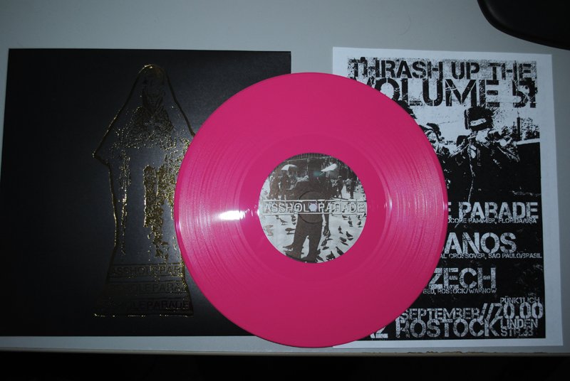 Assholeparade - Live in Rostock 10" out now!